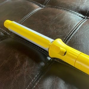 Drybar 3-Day Bender Rotating Curling Iron